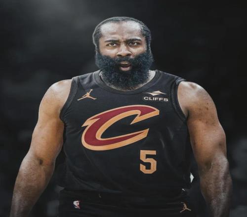 校园足球盛,校杰出校友,再战绿野,B体育,B,SPORTS,B体育官网,B体育官网,B体育下载,B体育APP